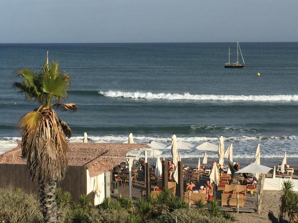 Nid Douillet Dans Les Coursives Du Village Naturiste Du Cap D Agde Zewnętrze zdjęcie